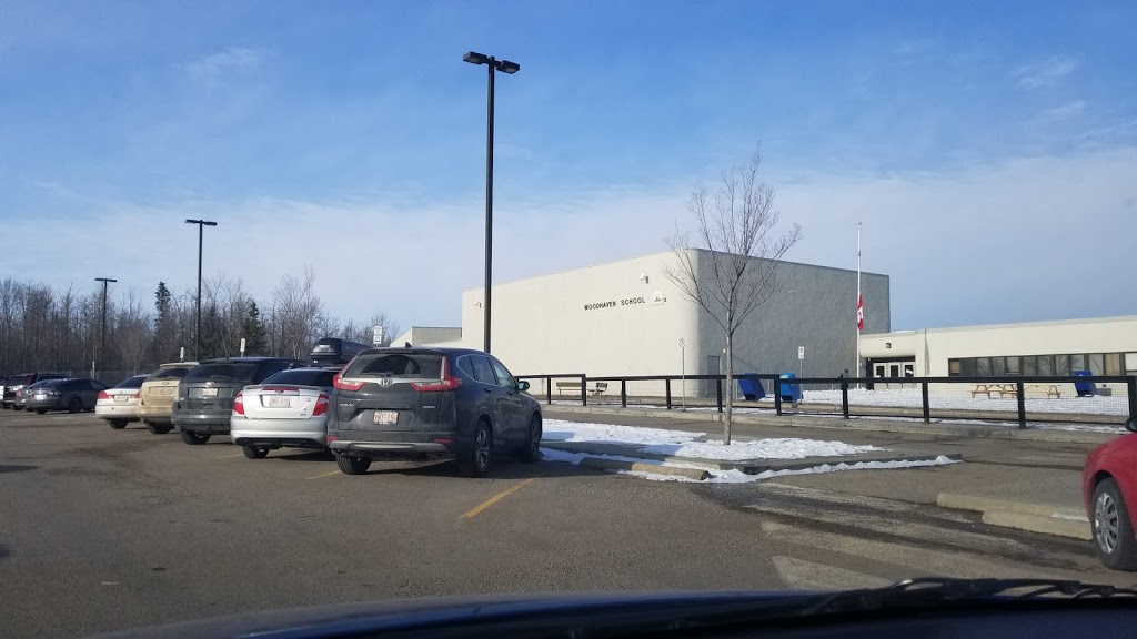 Woodhaven Middle School | 475 King St, Spruce Grove, AB T7X 0A4, Canada | Phone: (780) 962-2626