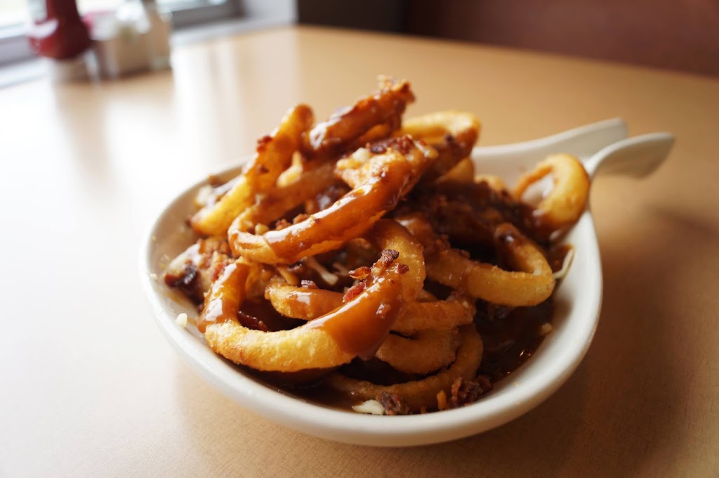 Country Kitchen Restaurant | 851 Main St, Winkler, MB R6W 0M7, Canada | Phone: (204) 325-8799
