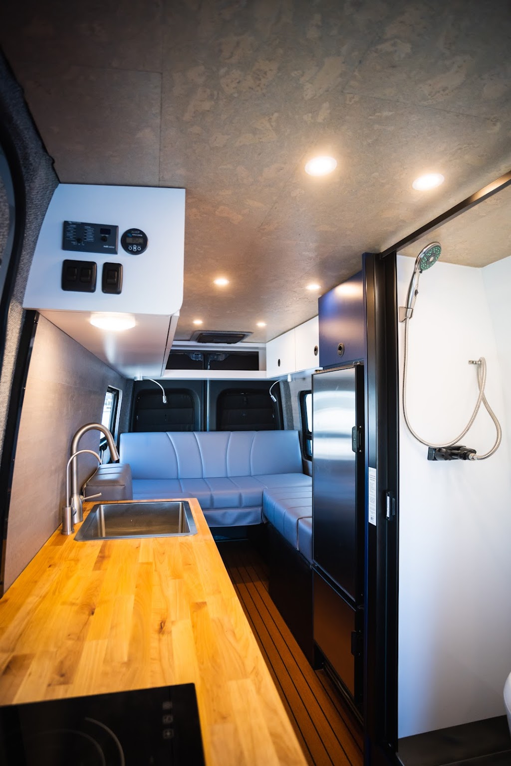 True North Custom Campers | 291187 Wagon Wheel Rd Unit B, Calgary, AB T4A 0E2, Canada | Phone: (403) 453-8622
