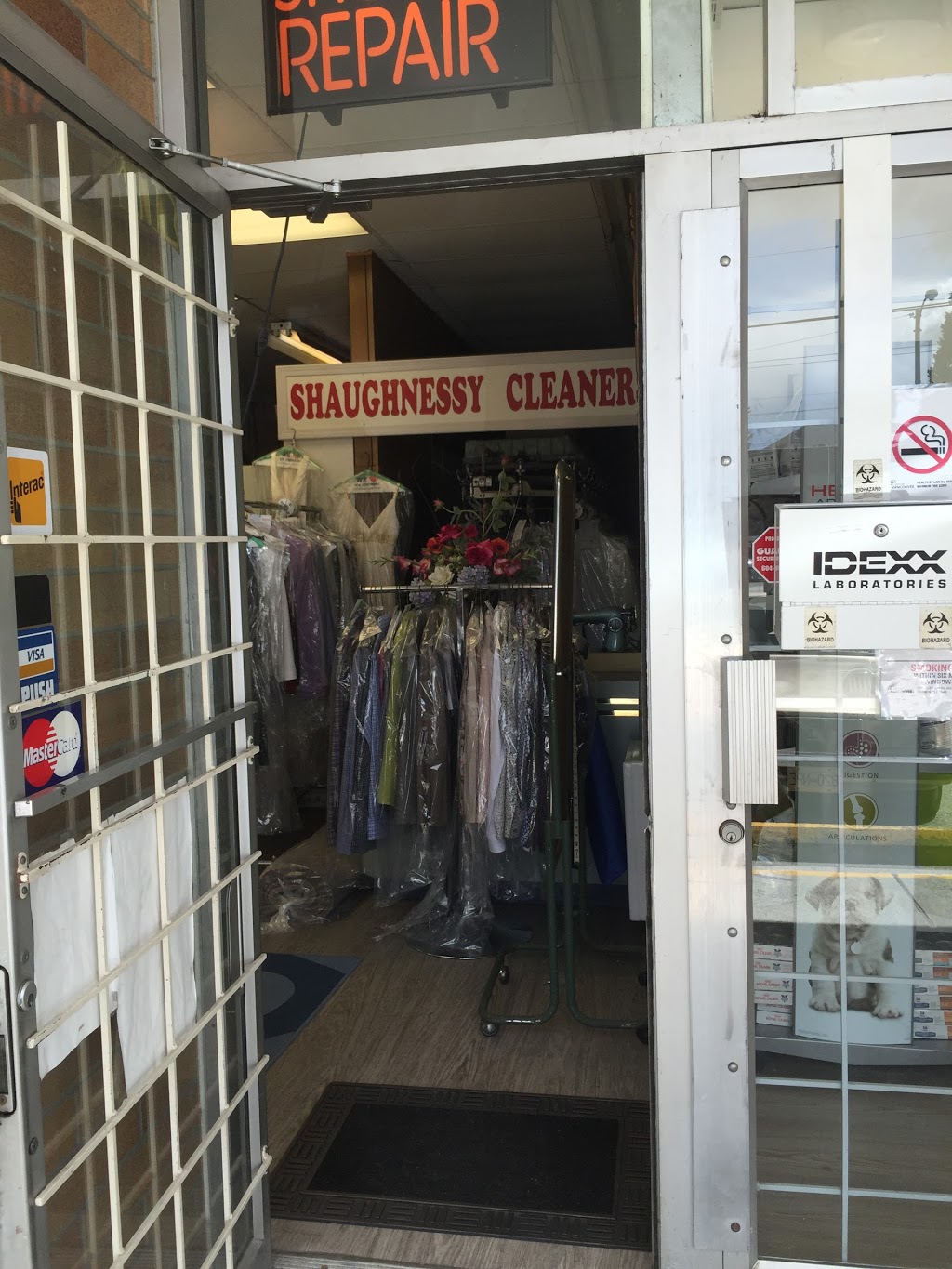Shaughnessy Cleaners | 3884 Oak St, Vancouver, BC V6H 2M5, Canada | Phone: (604) 738-2426