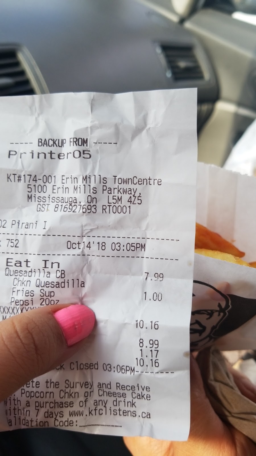 Taco Bell | Erin Mills Town Ctr, 5100 Erin Mills Pkwy, Mississauga, ON L5M 4Z5, Canada | Phone: (905) 828-6996