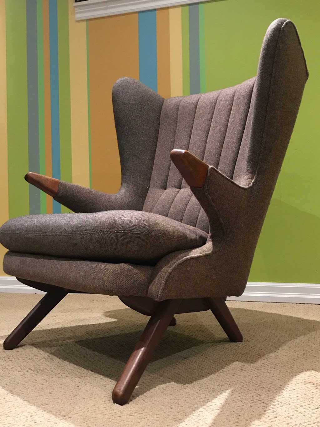Green Wall Vintage | 5712 Frank Kenny Rd, Vars, ON K0A 3H0, Canada | Phone: (613) 864-7543