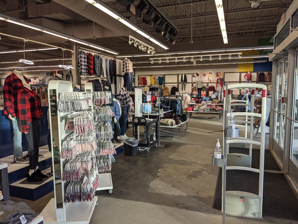 Old Navy - with Curbside Pickup | 5001 19 Street CRU G, Red Deer, AB T4R 3R1, Canada | Phone: (403) 348-5615