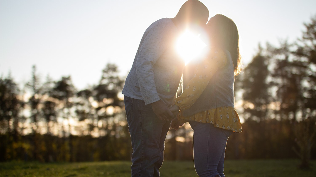RW Photography | 49 Geddes St W, Clifford, ON N0G 1M0, Canada | Phone: (226) 622-3465