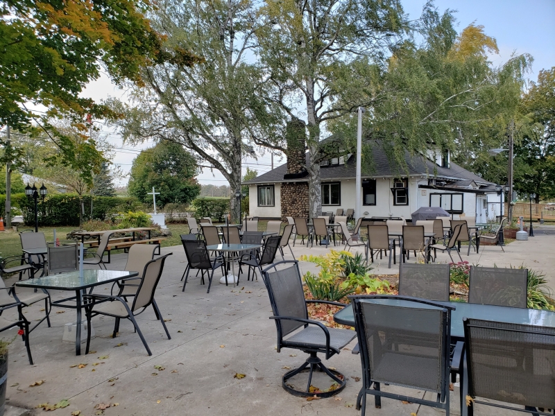 Royal Canadian Legion branch 612 | 5545 King St, Beamsville, ON L0R 1B0, Canada | Phone: (905) 563-4612