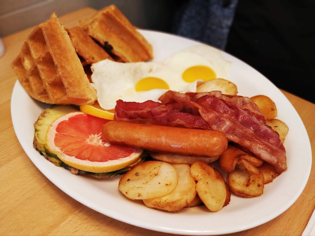 Tutti Frutti breakfast & lunch | 4335 Strandherd Dr, Nepean, ON K2J 6E5, Canada | Phone: (613) 825-7100