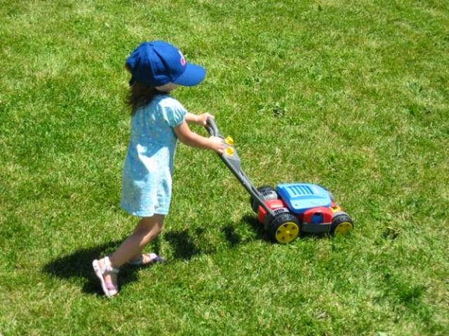 Melissas Daycare / Garderie Melissa | 113 Avenue Beechnut, Pointe-Claire, QC H9R 2X7, Canada | Phone: (514) 996-4761