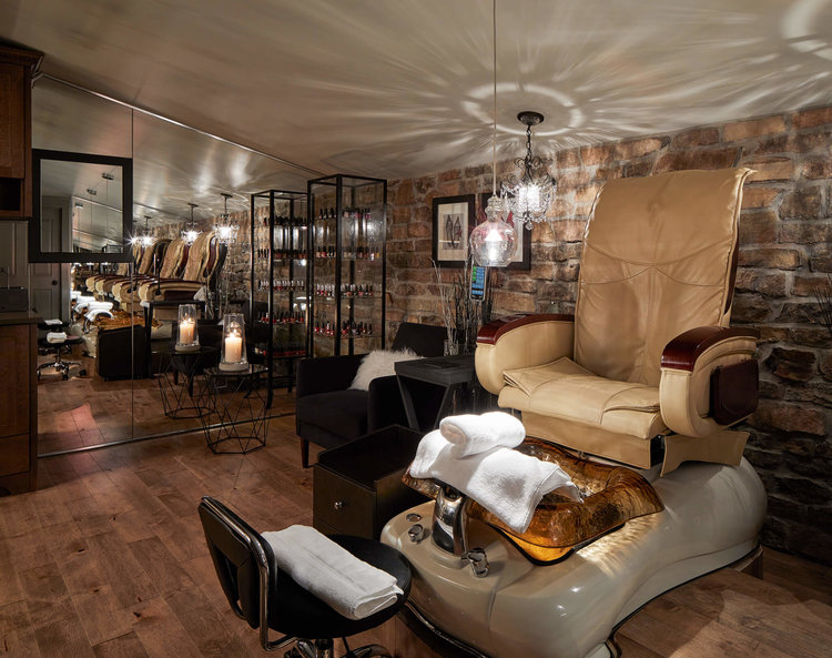 Spotlight Hair & Spa | 3517 McBean St, Richmond, ON K0A 2Z0, Canada | Phone: (613) 838-5088