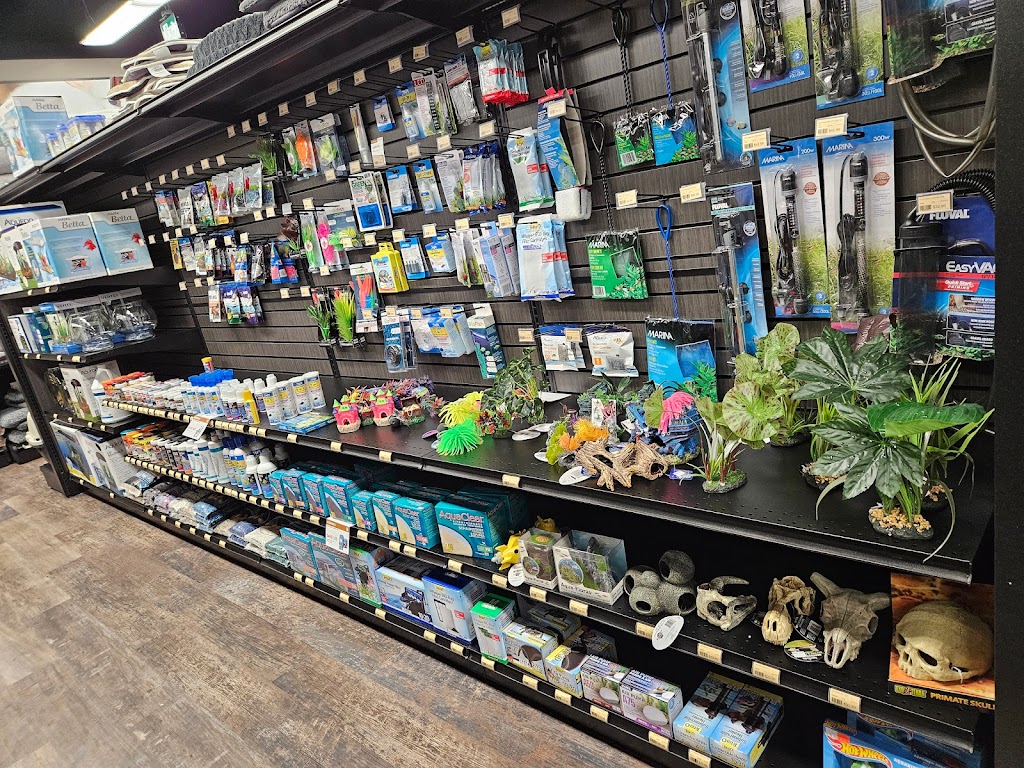 Pet Valu | 6509 Jeanne-d Arc Blvd, Ottawa, ON K1C 2R1, Canada | Phone: (613) 841-0645