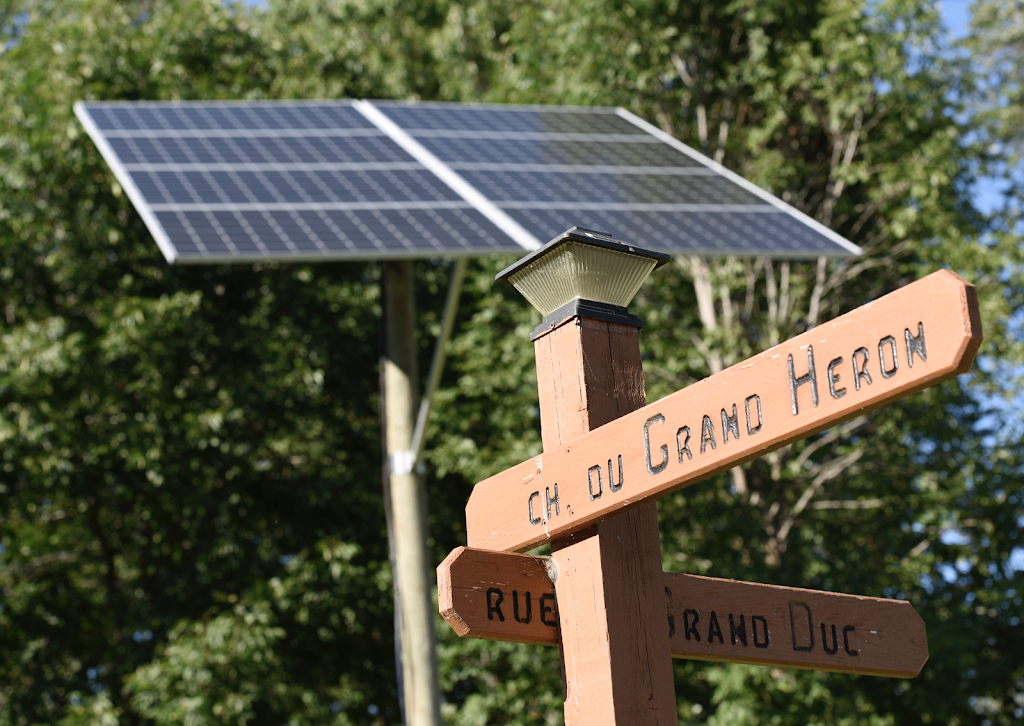 Camping Des Rives De lOutaouais | 2042 Chemin de Montréal O, Gatineau, QC J8M 1W1, Canada | Phone: (819) 665-8764