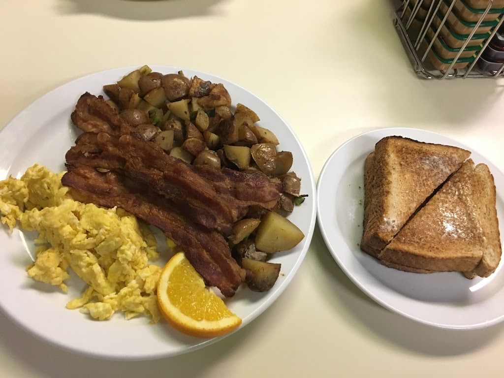 Norma Dees Kitchen | 11-17 Athabasca Ave, Devon, AB T9G 1G5, Canada | Phone: (780) 987-2345
