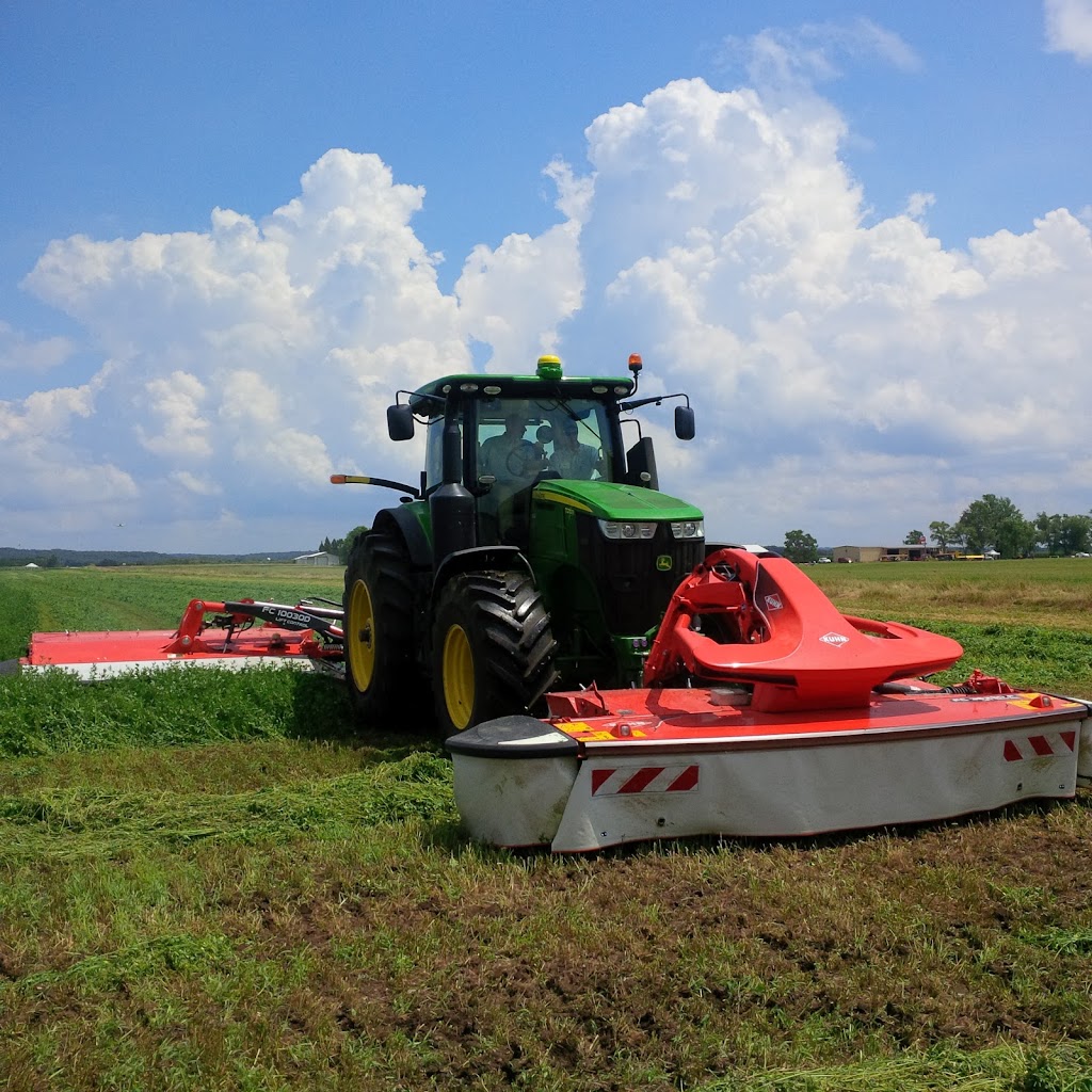 Machinerie De Ferme Kuhn Inc | 2620 Chem. Plamondon, Sainte-Madeleine, QC J0H 1S0, Canada | Phone: (888) 808-5380