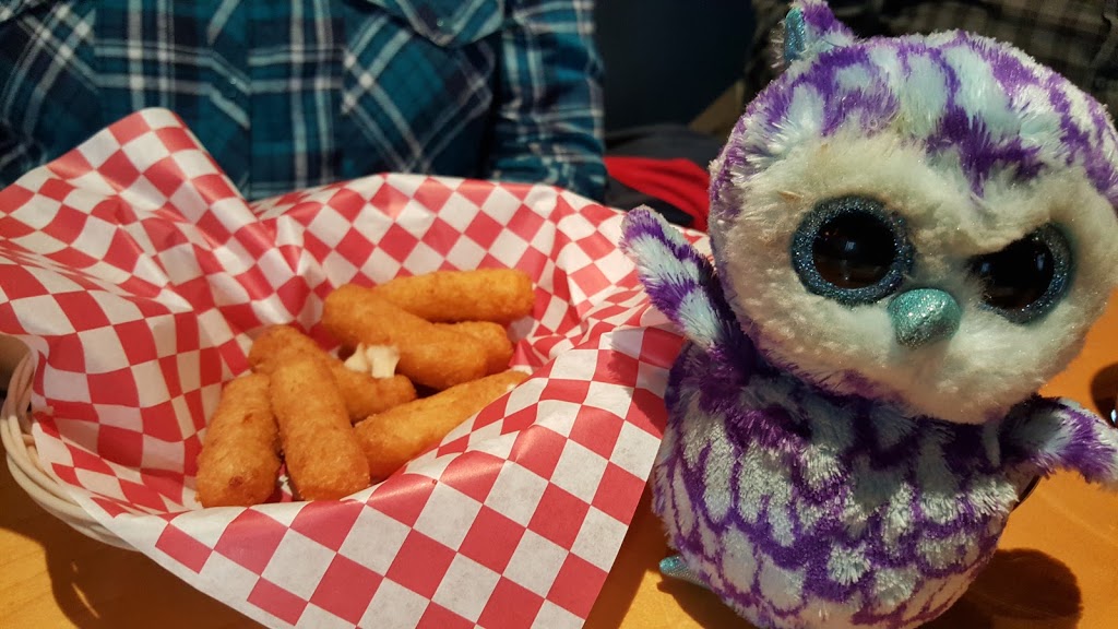 Moes Tap & Wings | 190 Main St E, Port Colborne, ON L3K 1S6, Canada | Phone: (905) 835-1963