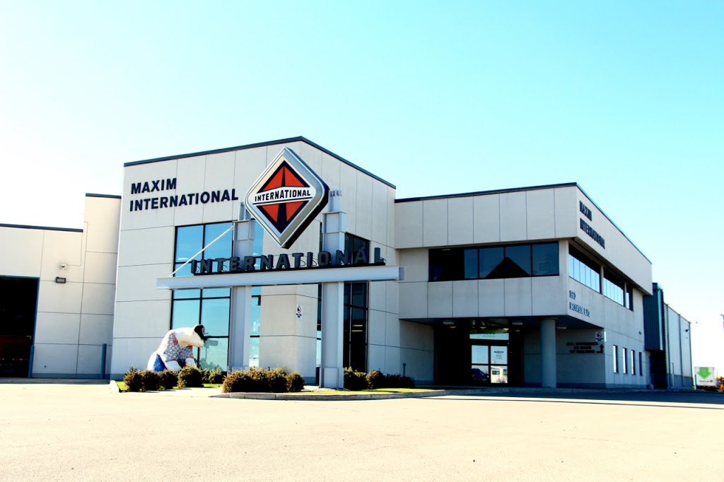 Maxim Truck & Trailer | 1860 Brookside Blvd, Winnipeg, MB R3C 2E6, Canada | Phone: (204) 790-6599