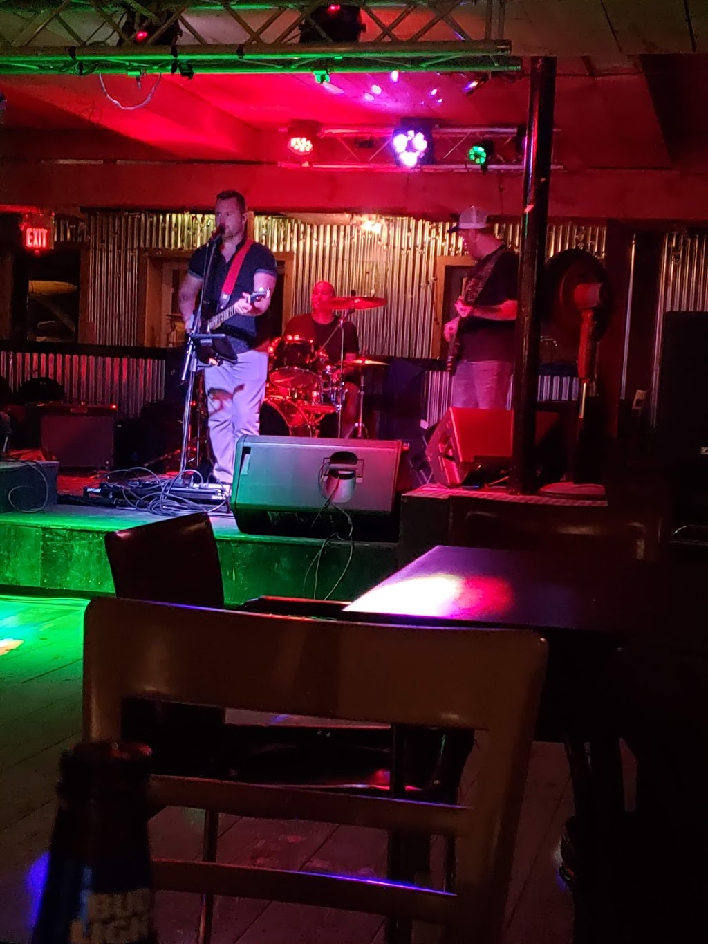Loretto Inn & Tavern | 7994 Simcoe County Rd 1, Loretto, ON L0G 1L0, Canada | Phone: (905) 729-4080