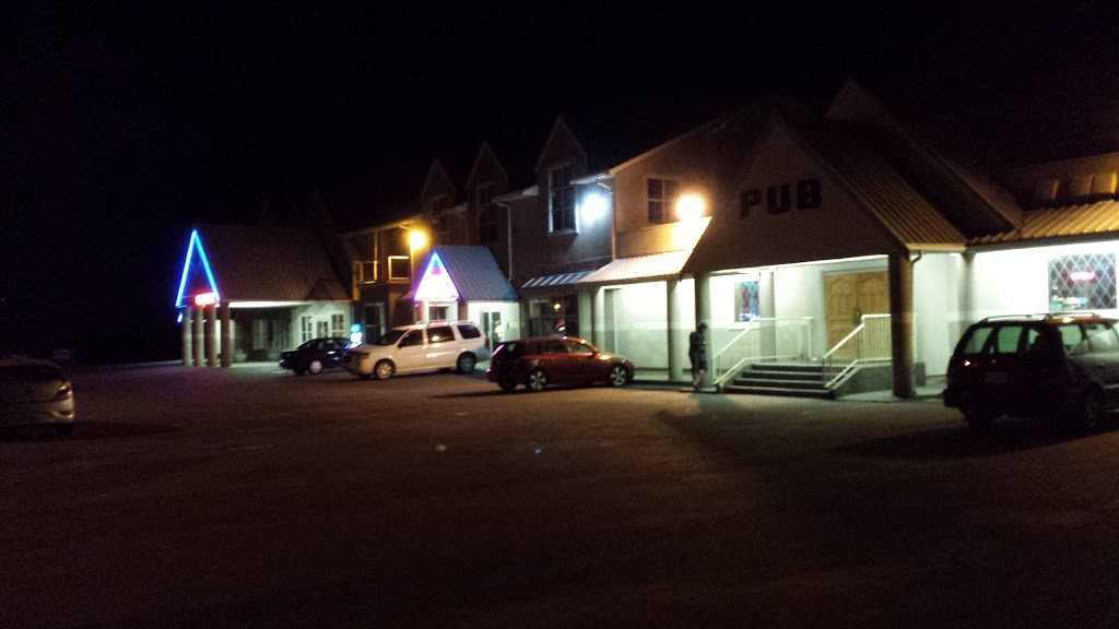 Tsawwassen Motel | 6574 Ladner Trunk Rd, Delta, BC V4K 3N3, Canada | Phone: (604) 946-4288