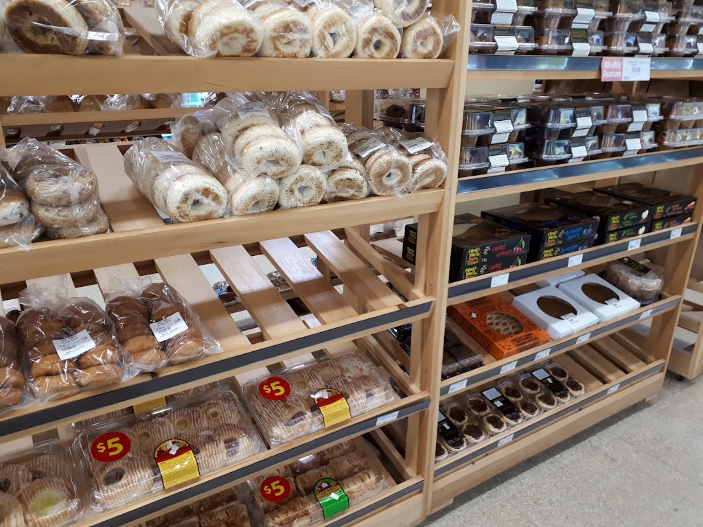 Graves Fresh Mart | 49 Queen St, Bridgetown, NS B0S 1C0, Canada | Phone: (902) 665-4777