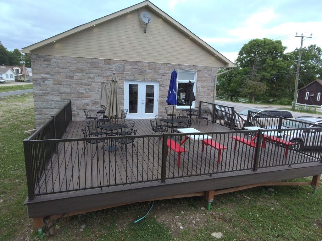 Chez Martin | 115 Rue Saint Joseph, Gracefield, QC J0X 1W0, Canada | Phone: (819) 463-4444