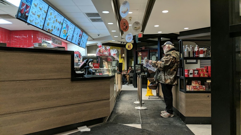 Tim Hortons | 350 Yonge St, Barrie, ON L4N 4C8, Canada | Phone: (705) 739-9788