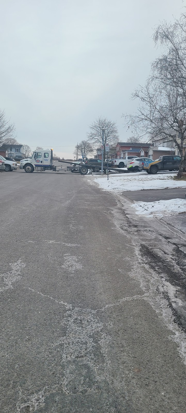 Browns Towing | 49 Lavinia St, Port Hope, ON L1A 2A7, Canada | Phone: (905) 885-4462