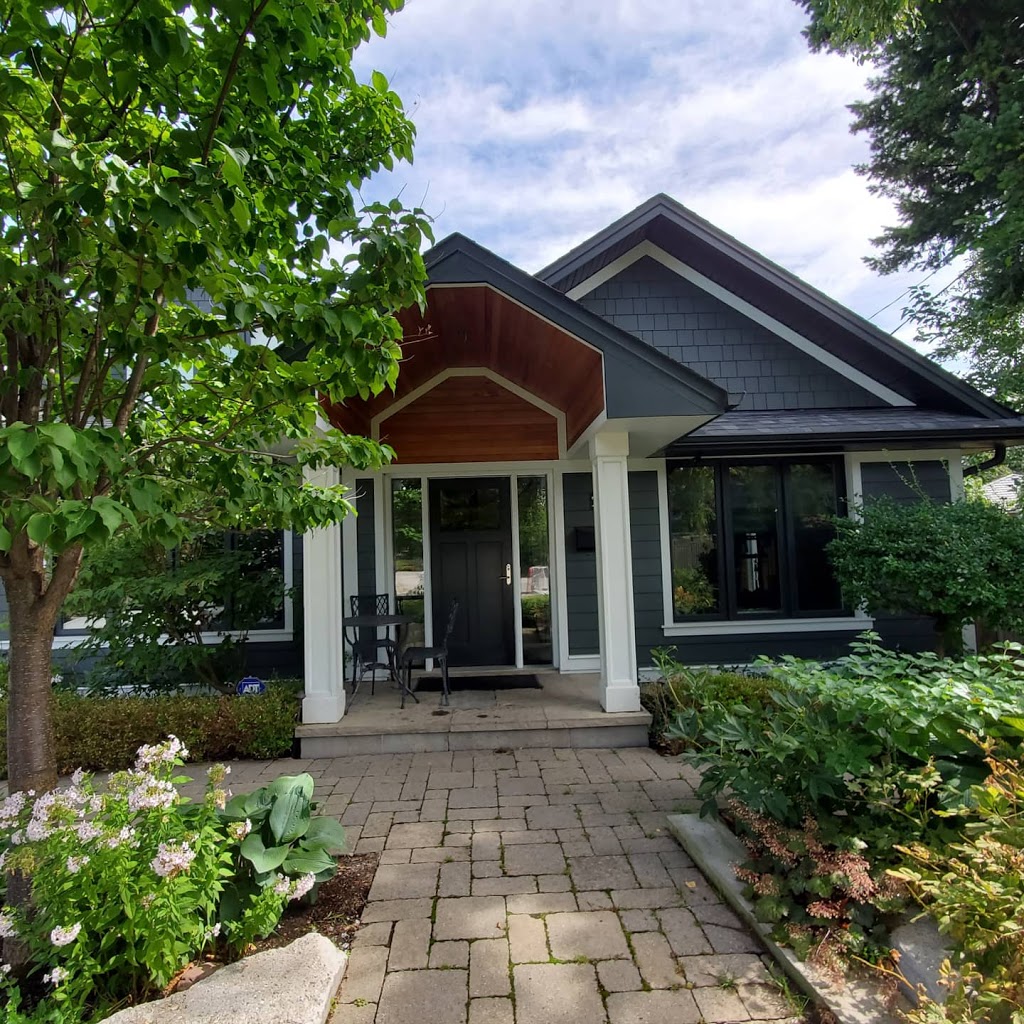 Calado and Lima Home Improvement Inc | 324 Caledonia Rd, York, ON M6E 4T6, Canada | Phone: (416) 782-0110
