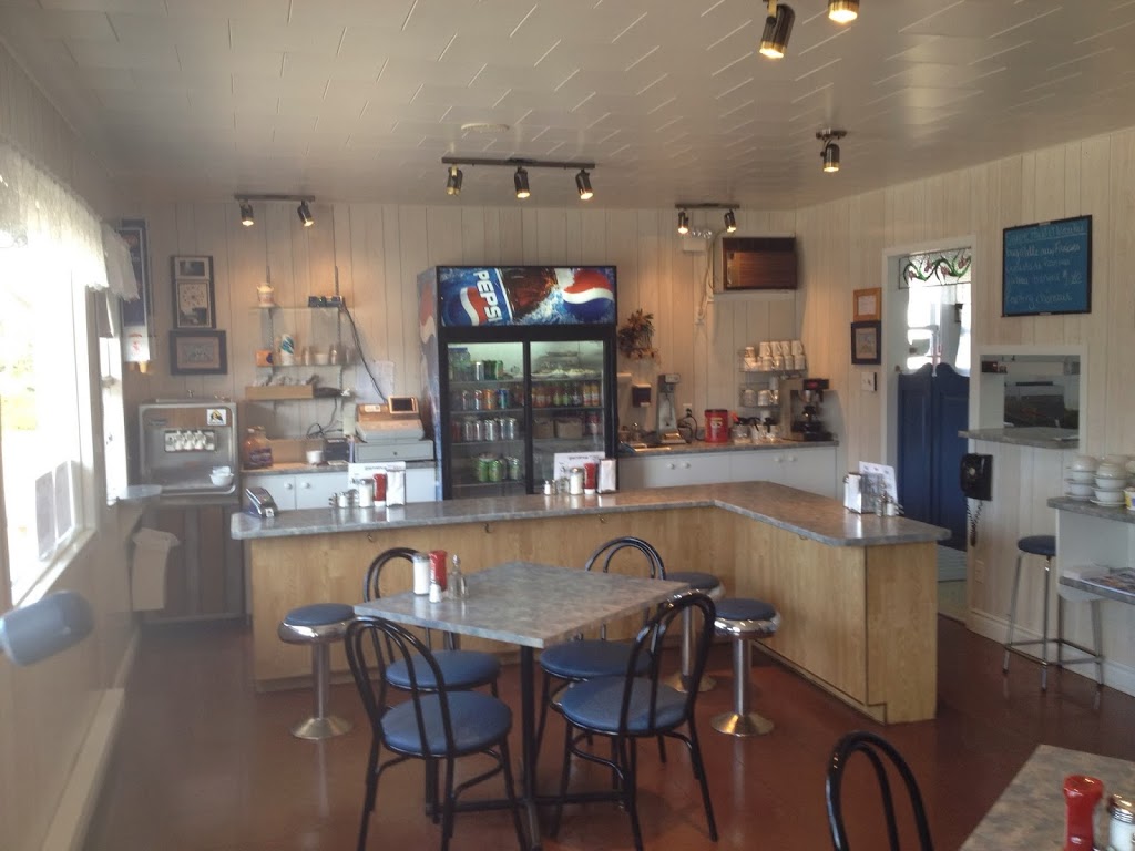 Restaurant Casse croute Capri 1345 Rte MarieVictorin, Deschaillons