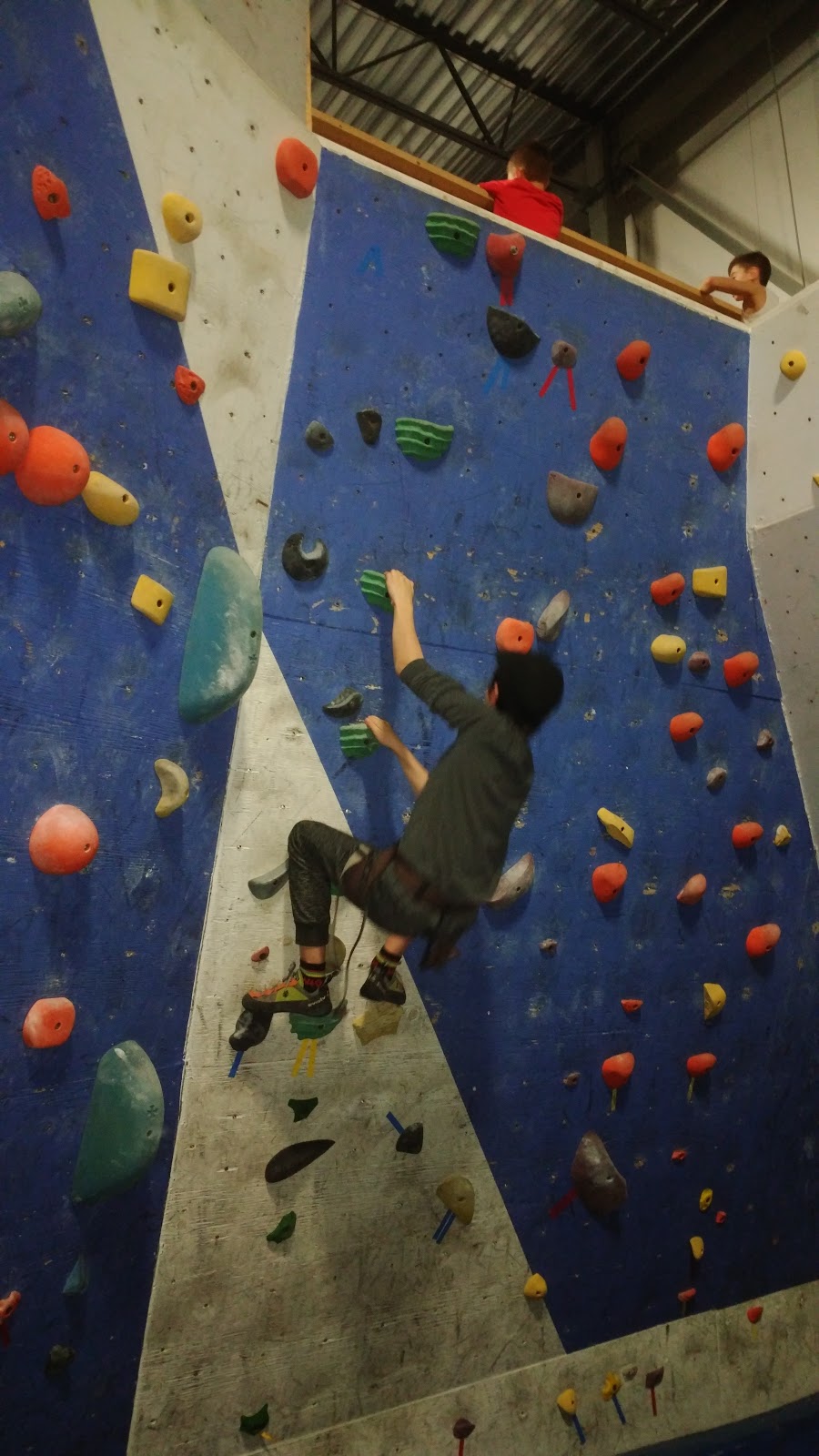 Climbers Corner | 95 Sandford Fleming Dr, Collingwood, ON L9Y 5A6, Canada | Phone: (705) 445-0117