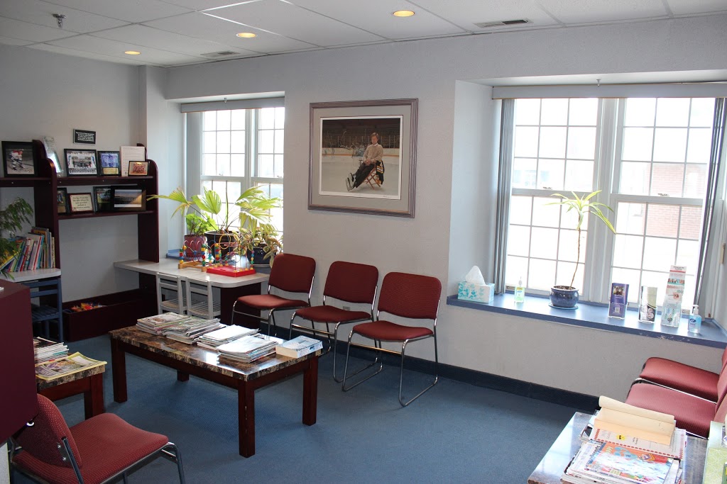 Dr Kim Hansen/Dr Lance McIntosh | 197 Water St W, Prescott, ON K0E 1T0, Canada | Phone: (613) 925-3428