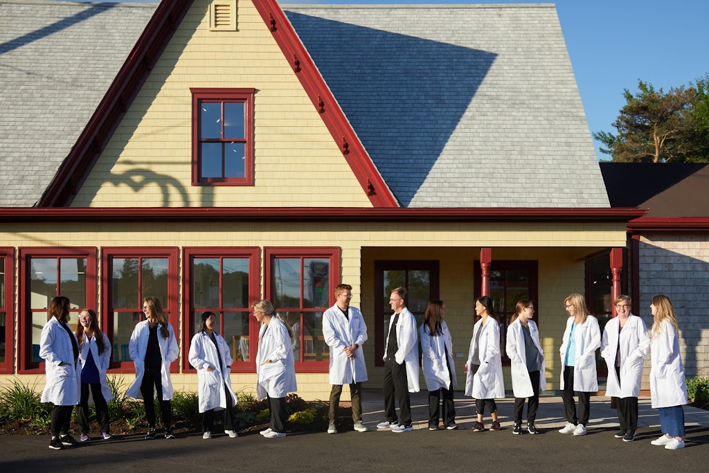 Cornwall Dental Clinic | 11 Church Street, Cornwall, PE C0A 1H0, Canada | Phone: (902) 566-4004