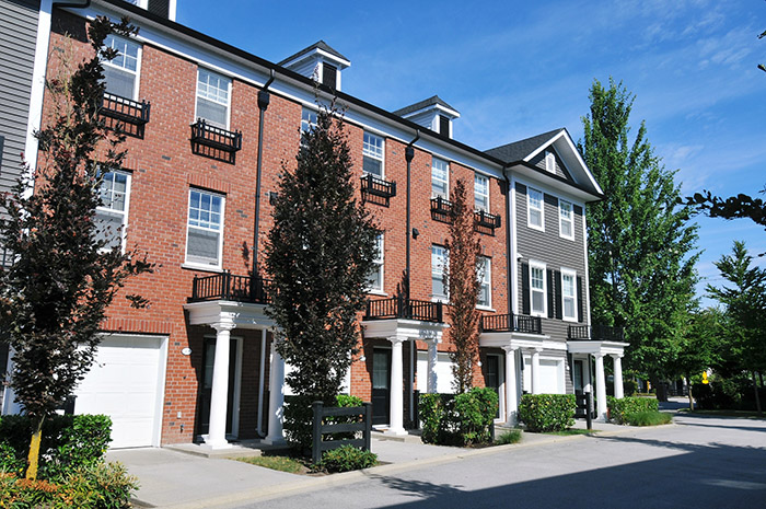 2% Percent Realty Pitt Meadows - OlsonTeam | 12079 Harris Rd, Pitt Meadows, BC V3Y 0C7, Canada | Phone: (604) 466-7000