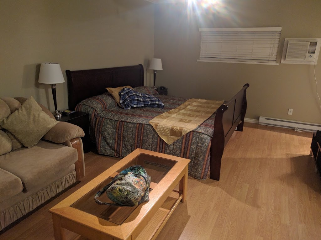 Beach Grove Motel | 5921 12 Ave, Delta, BC V4L 1C6, Canada | Phone: (604) 943-2632