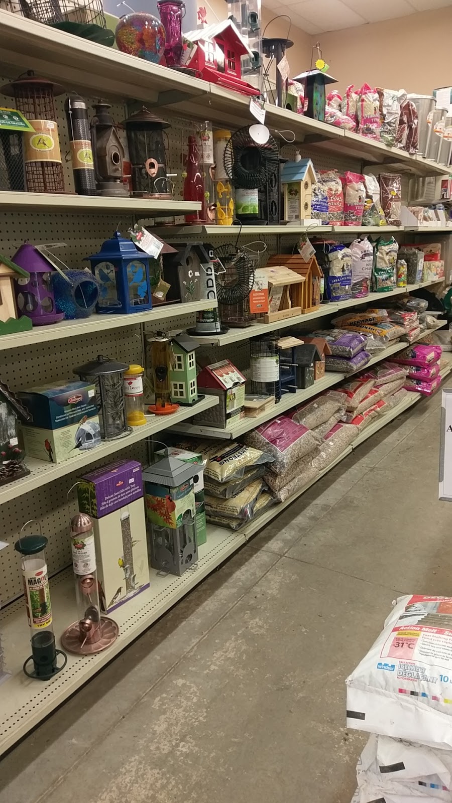 Neighbours Country Depot | 6423 ON-89, Alliston, ON L9R 1V2, Canada | Phone: (705) 435-5573