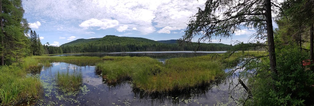 Refuge le Branchu (lac Simon) | Unnamed Road, Saint-Donat-de-Montcalm, QC J0T 2C0, Canada | Phone: (888) 783-6628