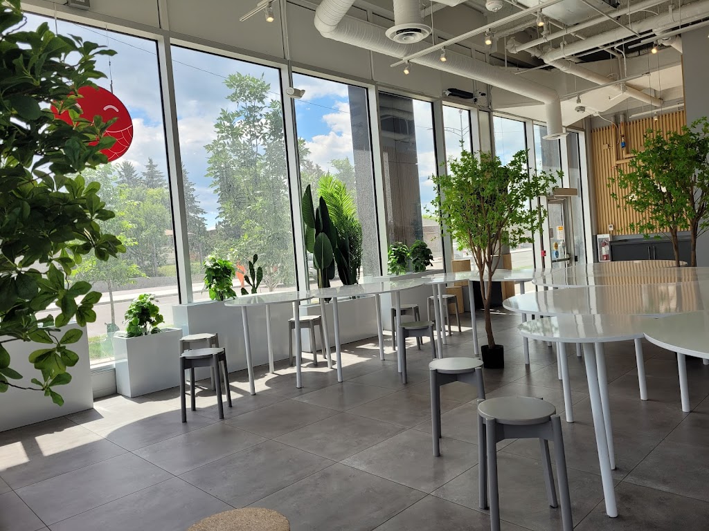 Koi Fresh Fruits & Tea (University of Calgary) | 2414 16 Ave NW #150, Calgary, AB T2M 0M5, Canada | Phone: (587) 880-8782
