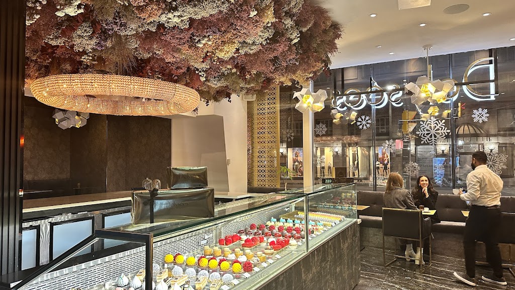 Delysées Luxury Desserts Yorkville Main Level Retail Delysees, 161