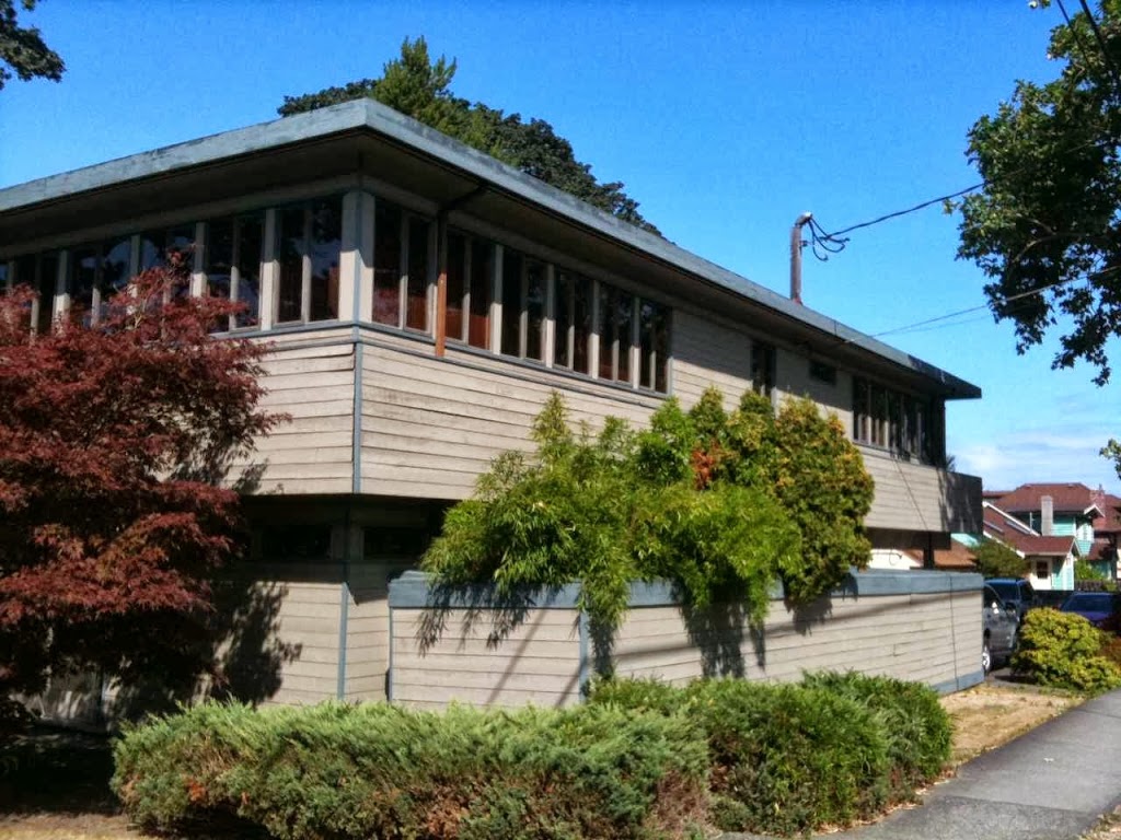 Dr Michael Binstead Inc | 1656 Haultain St, Victoria, BC V8R 2K9, Canada | Phone: (250) 595-1321