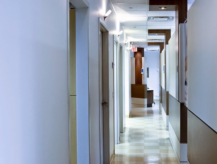 Dr. Amit Caplash: Dentist in Brampton | 373 Steeles Ave W, Brampton, ON L6Y 0P8, Canada | Phone: (905) 451-2999