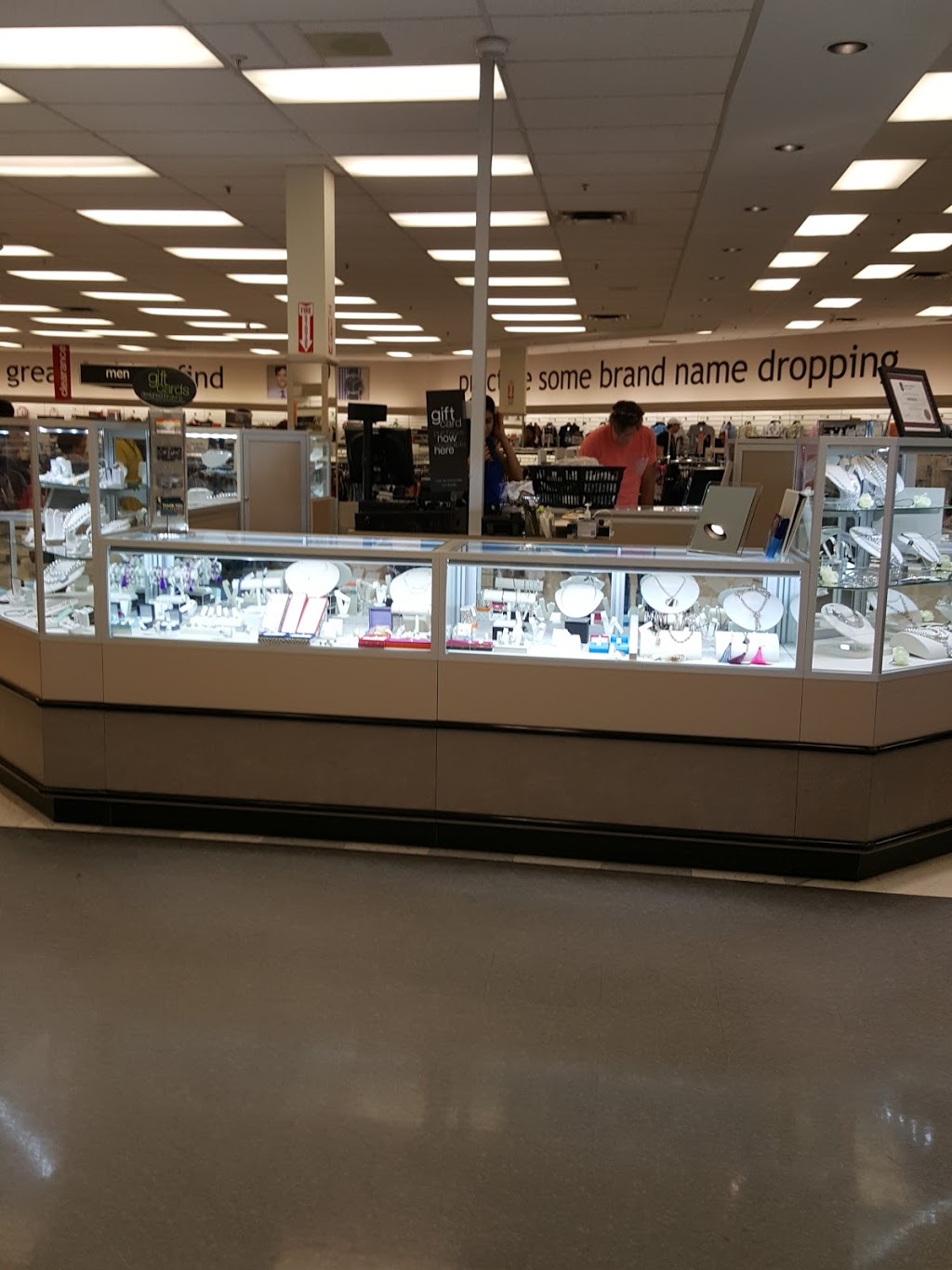 Winners | 3105 Hwy 7, Markham, ON L3R 0J5, Canada | Phone: (905) 513-8464