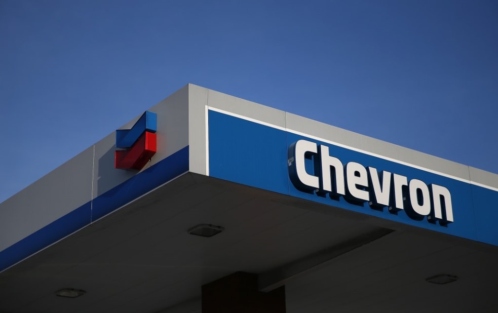 Chevron | gas station | 10240 River Rd, Delta, BC V4C 2R3, Canada | 6045818928 OR +1 604-581-8928