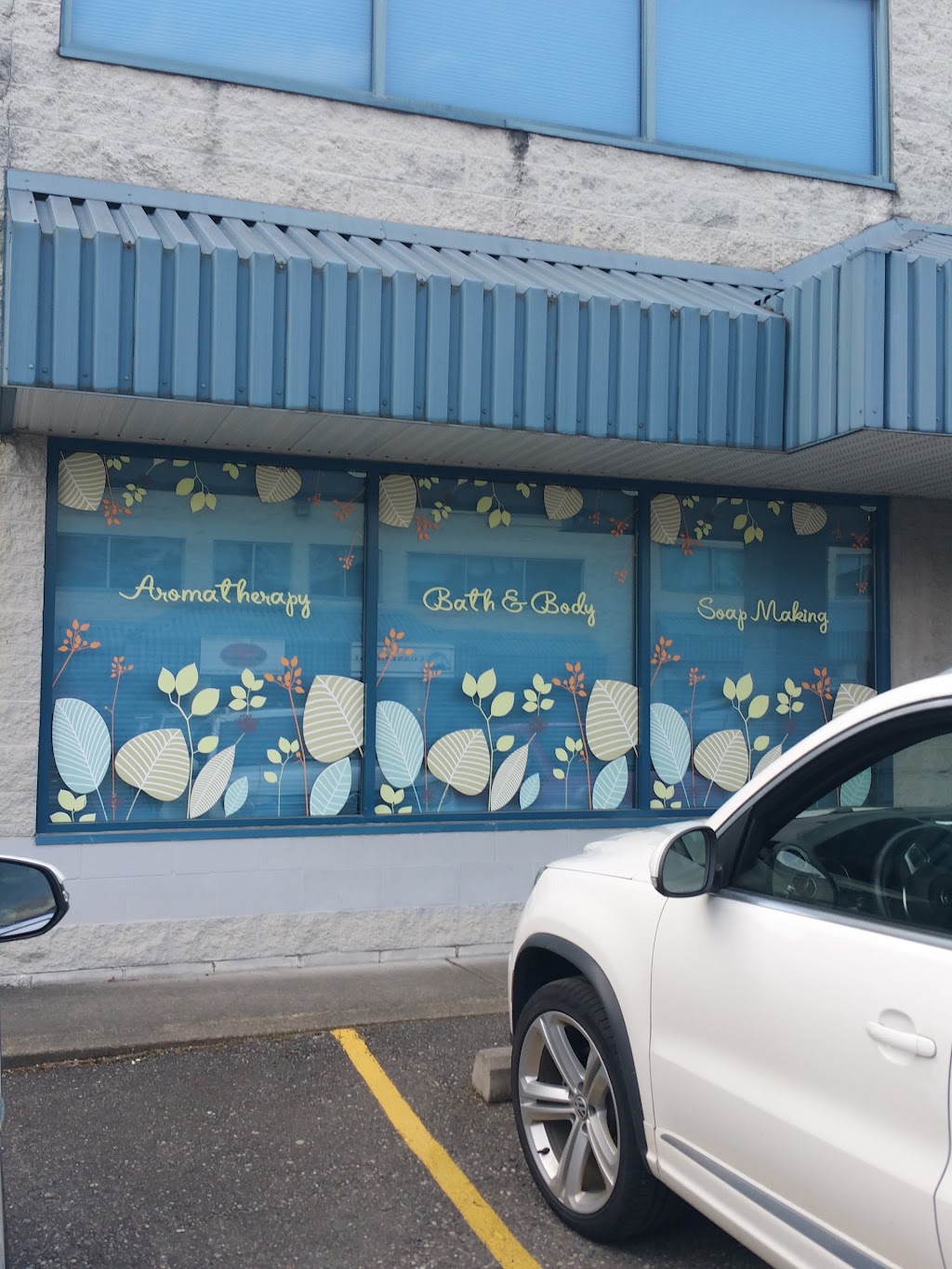 Voyageur Soap & Candle Co Ltd | 19475 Fraser Hwy Suite 102, Surrey, BC V3S 6K7, Canada | Phone: (604) 514-0632