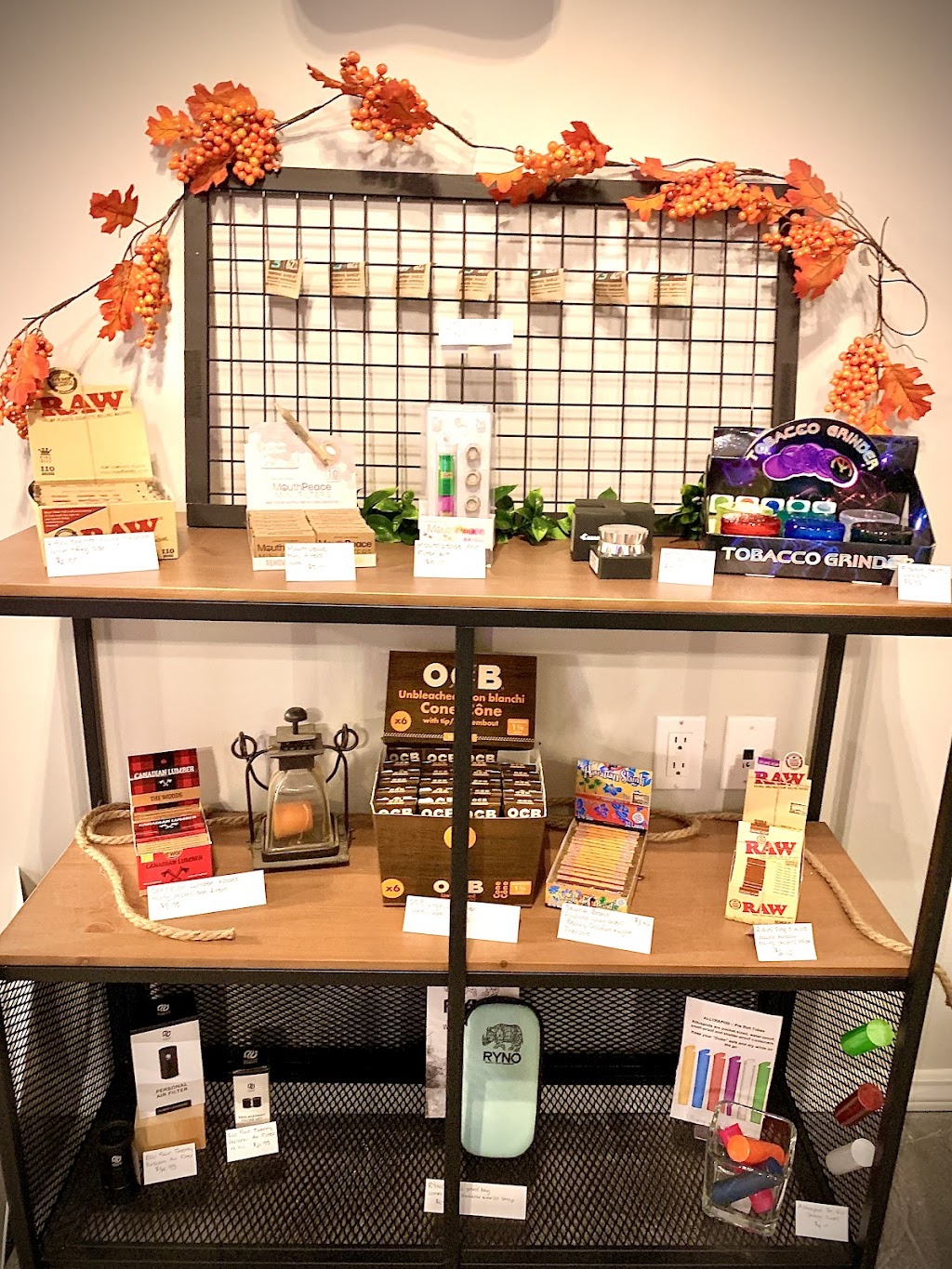 Village Buds | 30 Crawford Crescent Unit 1C, Campbellville, ON L0P 1B0, Canada | Phone: (905) 854-8209
