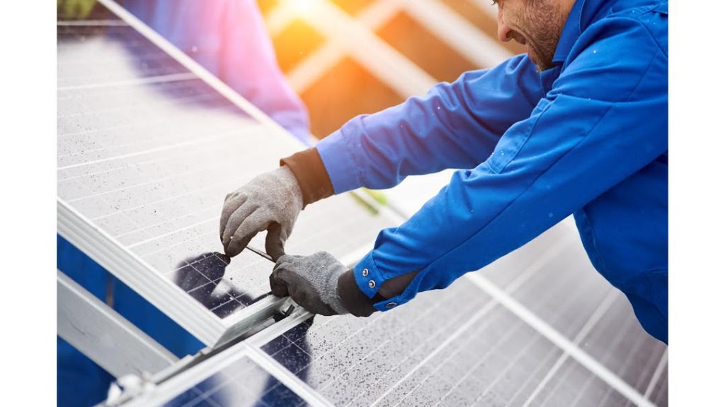 Powertec Solar | 1654 St Matthews Ave, Winnipeg, MB R3H 0X6, Canada | Phone: (204) 809-8703