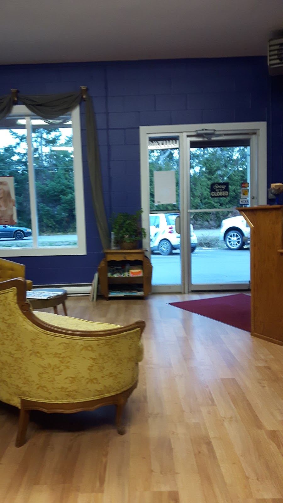 Alannas Hair Design | 1548 Grafton Ave, Errington, BC V0R 1V0, Canada | Phone: (250) 954-1713