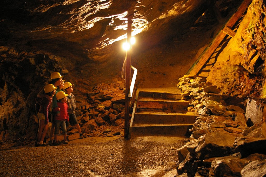 Capelton Mine | 5800 Ch. Capelton, North Hatley, QC J0B 2C0, Canada | Phone: (819) 346-9545