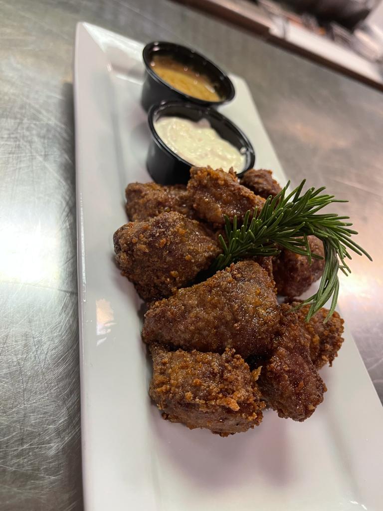 The Hitchin Post Bar & Grill | 4405 AB-2A, Ponoka, AB T4J 1J8, Canada | Phone: (403) 783-3800