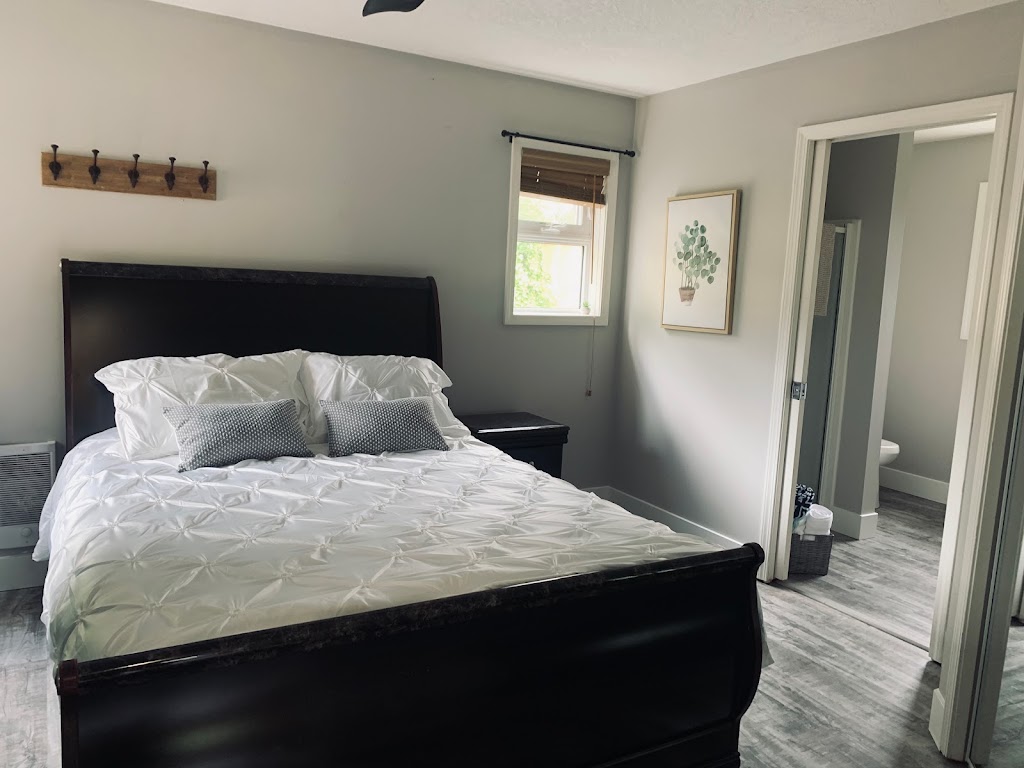 Lakey McLakehouse | 77 S Shore Rd, Lake Cowichan, BC V0R 2G0, Canada | Phone: (250) 661-7551