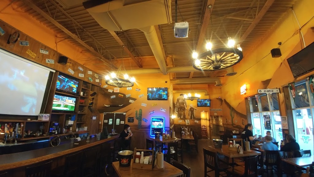 Wild Wing | 3712 Innes Rd, Orléans, ON K1W 1K9, Canada | Phone: (613) 424-9164