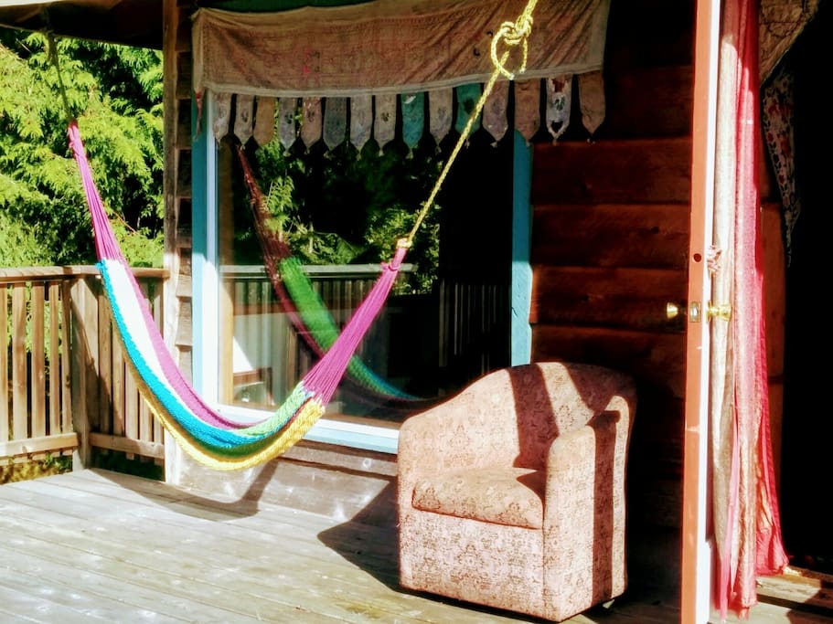 Cliff Pagoda Group Retreat | 2851 Montague Harbour Rd, Galiano Island, BC V0N 1P0, Canada | Phone: (250) 539-2260