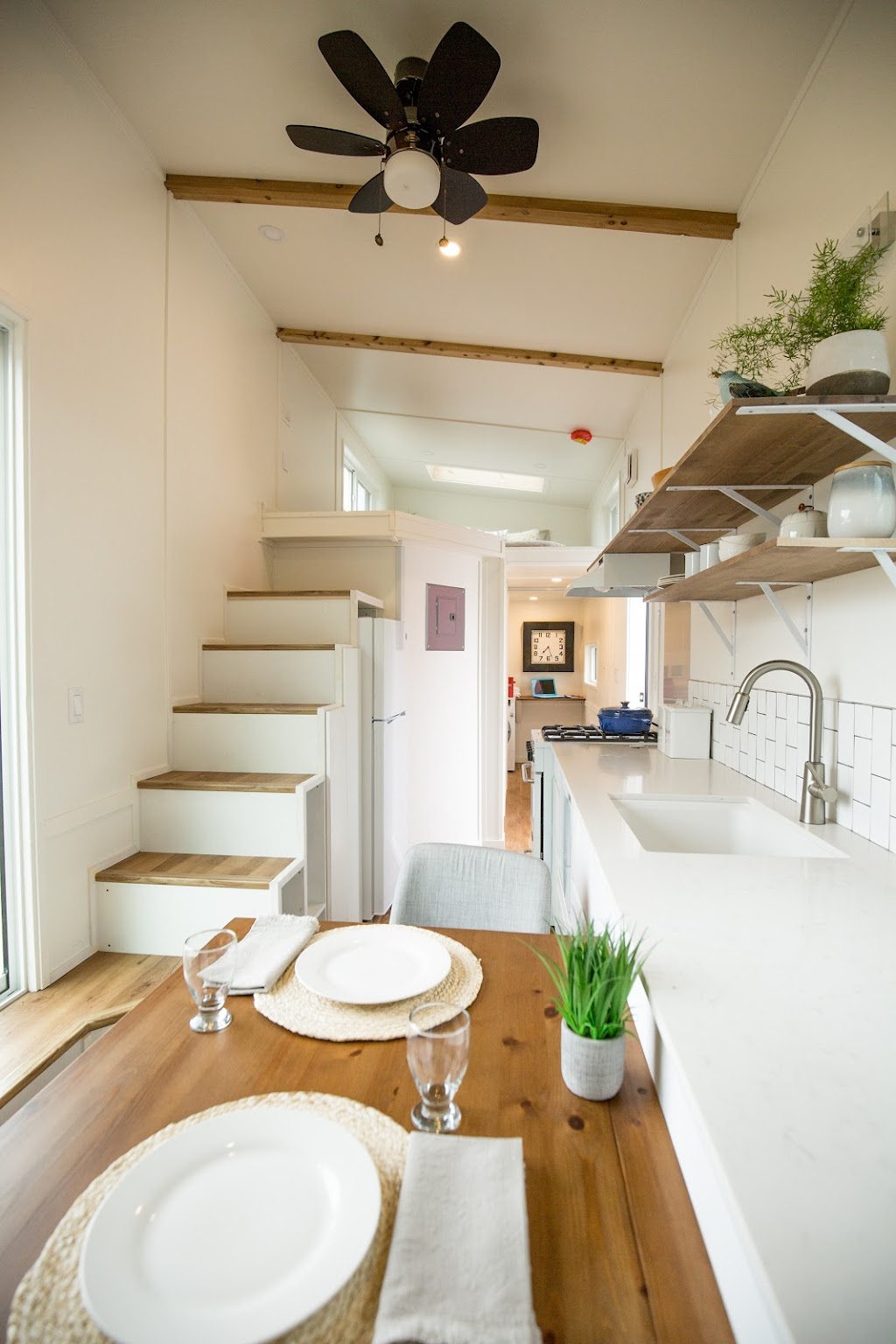 Sunshine Tiny Homes Ltd. | 435 Harbour Rd, Port Mellon, BC V0N 2S0, Canada | Phone: (604) 741-3108