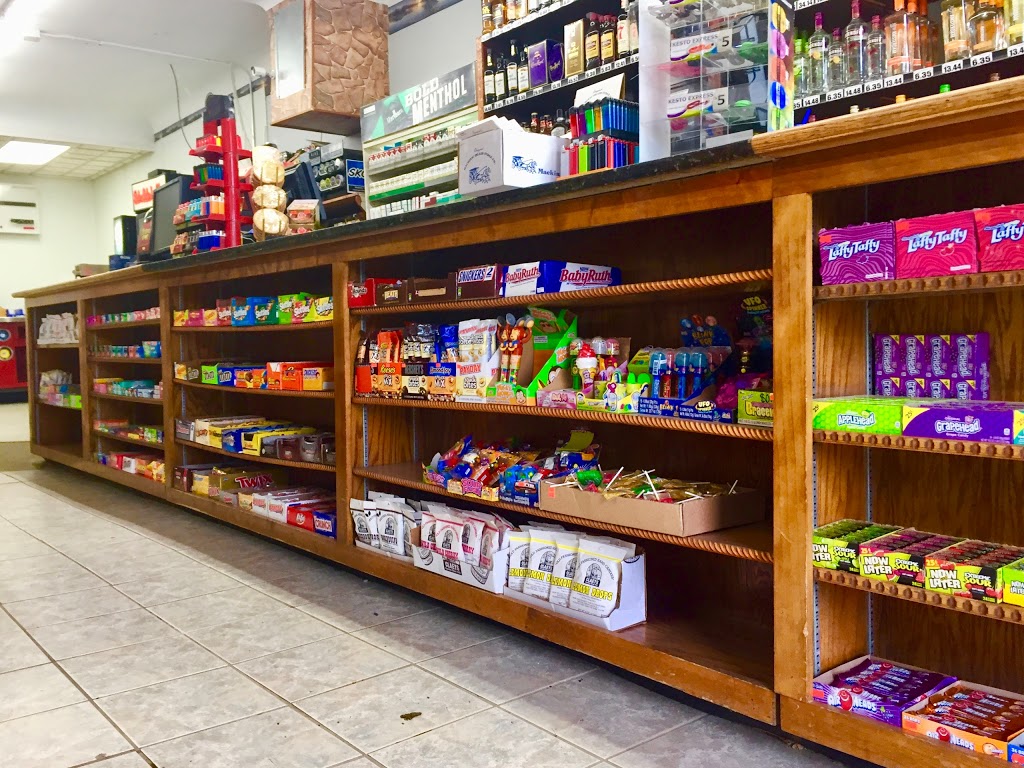 Berville Country Market | 495 North Ave, Berville, MI 48002, USA | Phone: (586) 784-9350